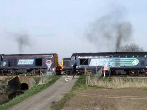 20304 & 37608 working 6M95, 06/04/10