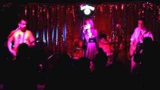 BARBARA &amp; LOS ROTOS DEL ROCK. Bar LORETO. Jueves, 30 de mayo de 2013