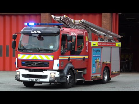 Greater Manchester Fire & Rescue Service, Manchester Central (G16P2) reserve Volvo FL pump turnout 
