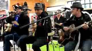 STREET DOGS acoustic &quot;Two Angry Kids&quot; @ Newbury Comics &#39;08