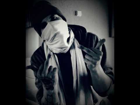 TONI -  mä oon vaan mä