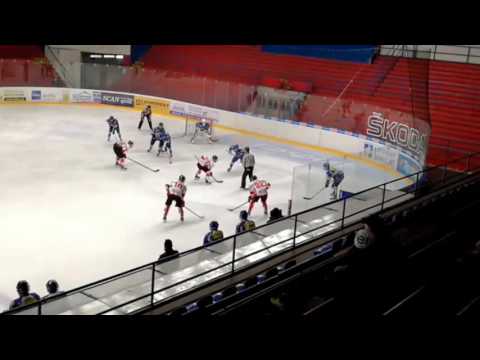 Extraliga dorastu 2016/2017 - predohrávka 42. kolo: MHk 32 L. Mikuláš - HK ŠKP Poprad 3 : 2 HD