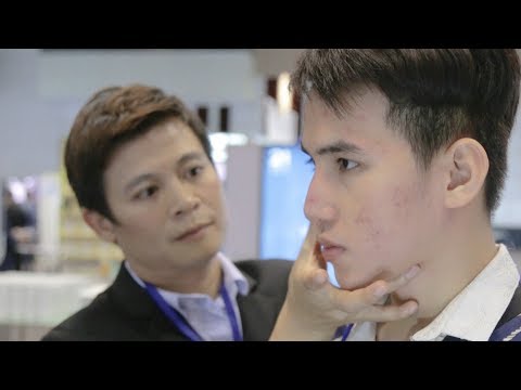 ค้อนไม่มีความสุขของ ธ อร์ สมาชิกที่เล็กที่สุดของเรื่องที่สามีของเธอ