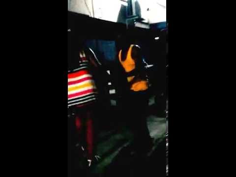 LA CAIDA DE JUANCITO VS LA VIEJA NOHEMI