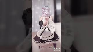 メイド服ってなんかいいよね