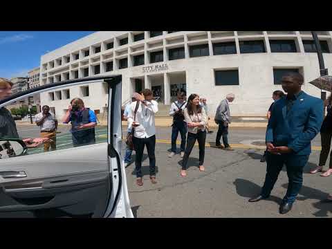 May Mobility brings autonomous vehicle to Trenton City Hall