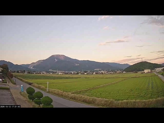 伊吹山（米原市から）