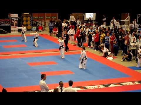 ITF World Cup Brighton 2012 - Womens 3rd dan patterns - Canada vs Argentina - Po-Eun