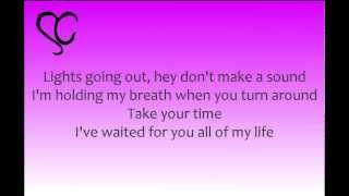 Satin Circus - Beautiful Lyrics