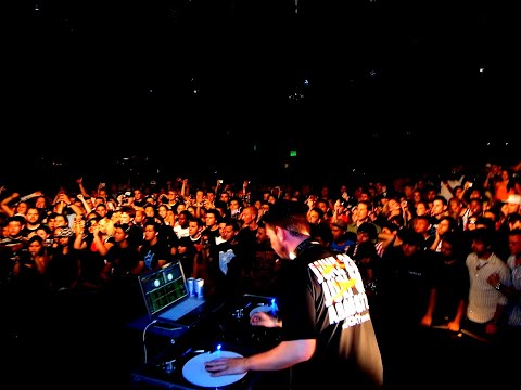 TRVSDJ-AM Live at The Roxy (July 31st, 2008)