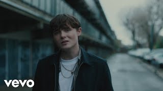 Musik-Video-Miniaturansicht zu Call Me When It's Over Songtext von James Smith