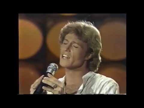 Thể hiện bởi Andy Gibb