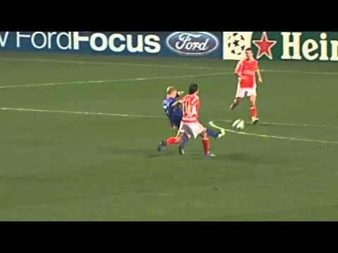 United pissing out of the CL | 05/06