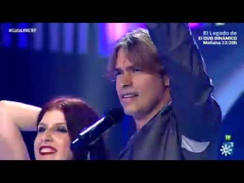 Carlos Baute canta "Amor y dolor" en la Gala UNICEF 2016