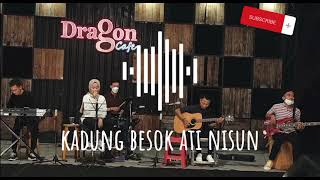 Download lagu TAU TATU - Suci Tacik LIVE DRAGON CAFE |kadung besok atinisun| lirik (cover parasiwa akustik) mp3 Download lagu TAU TATU - Suci Tacik LIVE DRAGON CAFE |kadung besok atinisun| lirik (cover parasiwa akustik) mp3