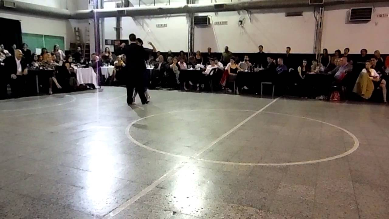 Vanesa Villalba & Facundo Piñero en Milonga Malena Sunderland Club 2/4