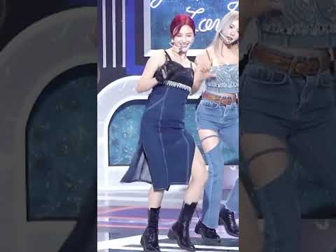 220115 Nancy [낸시] yummy yummy love fancam @Show!MusicCore