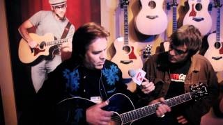 Video thumbnail for Taylor Guitars Signature Series Doyle Deluxe by Taylor Guitars