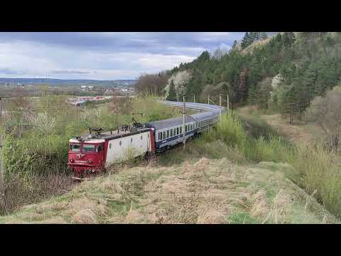 Tren IR1763 Iasi - Timisoara Nord cu 10 vagoane trece prin zona Șcheia cu EA361 - 25.04.2022