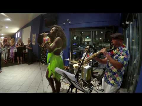 Sambossa Brazilian band quartet play live - 2017