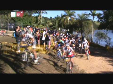 Largada das demais categorias da  1a Bateria -  CAMPEONATO INTERESTADUAL 2011 VINHEDO