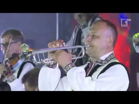 Igor Cuciuc și Orchestra Fraților Advahov ziua limbii române Chișinău.