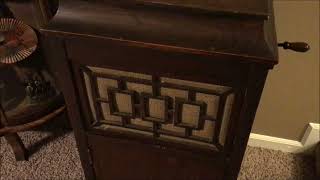 Playing Old 78rpm Records On A 1917? Brunswick Model 7 Phonograph, Still Working After 100 Years!