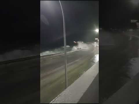 Aseguramiento ante inundaciones del malecón habanero