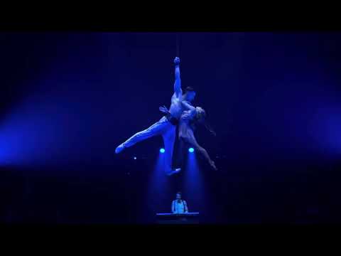 Straps A qui dire qu’on est seul