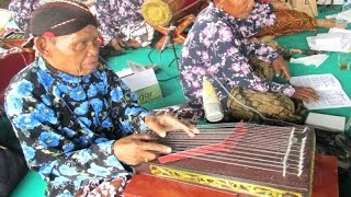 Download lagu SINOM LOGONDHANG - Javanese Gamelan Music Jawa - METRI BUDAYA Minomartani [HD] mp3