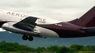 preview picture of video 'AEROSUCRE AMAZING TAKEOFF BOEING 737-200 CARGO'