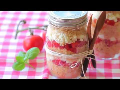 Couscous salad in a jar - picnic recipe