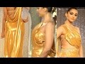 Sonam Kapoor Hot Assets Show At Pernia Qureshi Fashion Show
