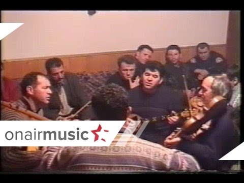 BEHXHET KORPUZI ME HAFIR PLAKIQIN DHE GRUPIN - OSMAN GECIT