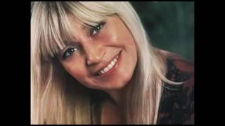 Peter, Paul and MARY   '500 MILES'  live in concert   1964 STEREO