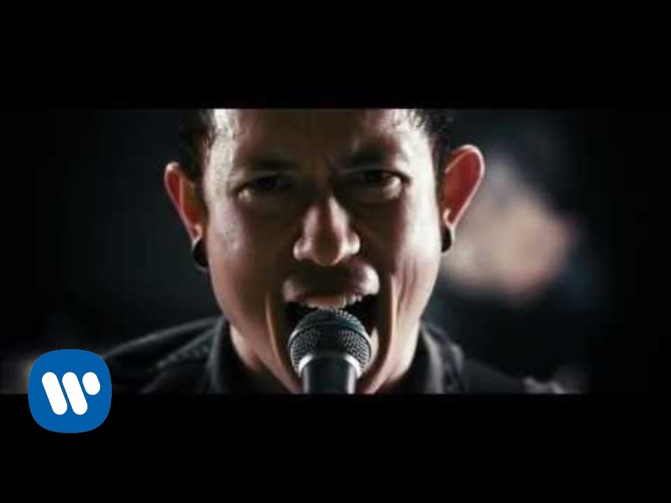 Trivium - Strife [OFFICIAL VIDEO] - YouTube