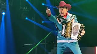 La Maestra (Laurita Garza). Los Tigres Del Norte. en La Arena Monterrey, 15 de octubre 2022.