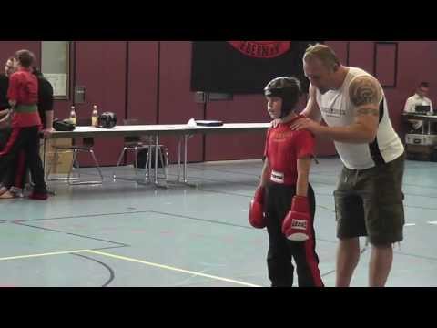 2013-07-13 BM-Kickboxen - Niklas Baumann Kampf um Pl.3 LK-50KG in Ebern - Sugambrer Fightclub