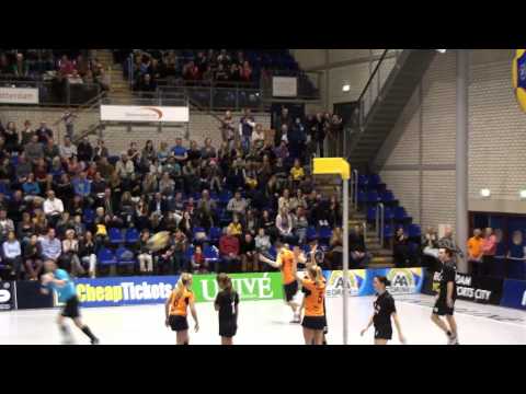 Mick Snel tegen Fortuna tijdens de Challenge