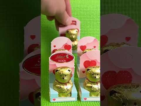 Teddy Bears (Lindt Milk Chocolate)