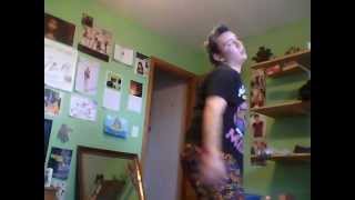 Shaking my Derriere for Kim