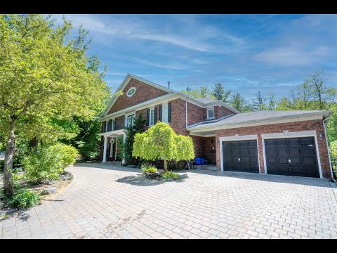 Single Family for sale - 81 WOODVIEW DR, Pickering, ON L1V 1L1