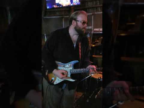 TC cars magic Monday with Damon Fowler and surprise guest Kid Andersen