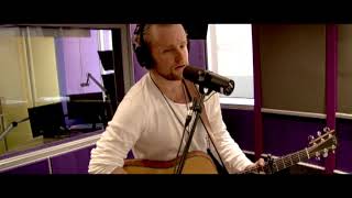 Richard Stirton performs 'Hallelujah' cover