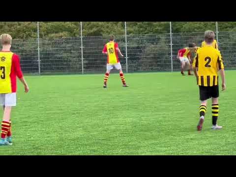 DVS JO15-1 tegen CSV Apeldoorn