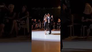 Milonguitaaaaaa con Carlos Estigarribia & Gisela Natoli🔥🤍 Follow @tangoexpo #tango #tangoargentino