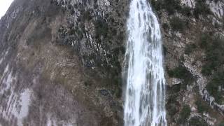 preview picture of video 'Cascata di Trasaghis'