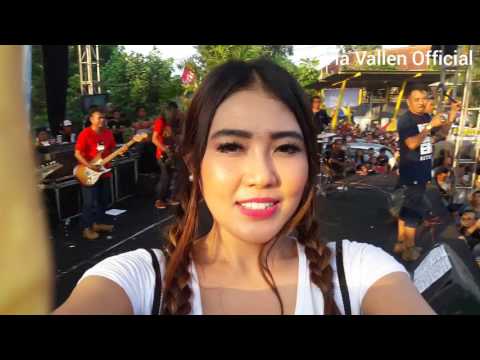 waww Lautan vyanisTy nyanyi Satu jiwa bareng Via Vallen di cokro tulung klaten juni 2016