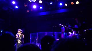 Walking On Thin Ice - Yoko Ono