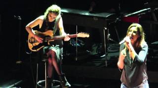 Zazie Adieu Tristesse live Folies Bergère le 19 mars 2016